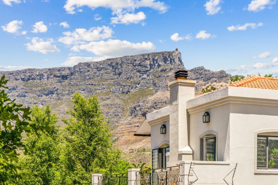 4 Bedroom Property for Sale in Tamboerskloof Western Cape